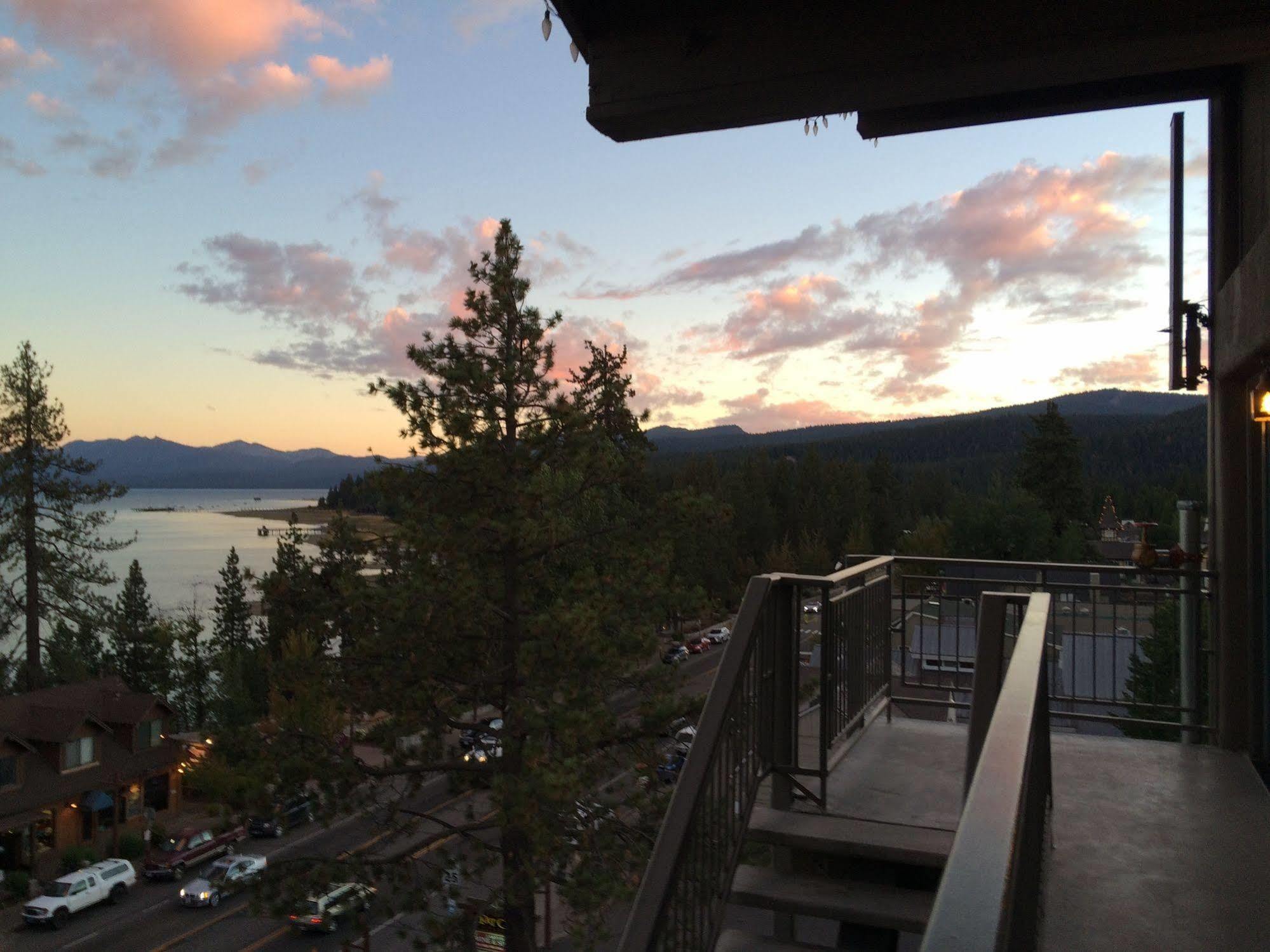 Pepper Tree Inn Tahoe City Zewnętrze zdjęcie